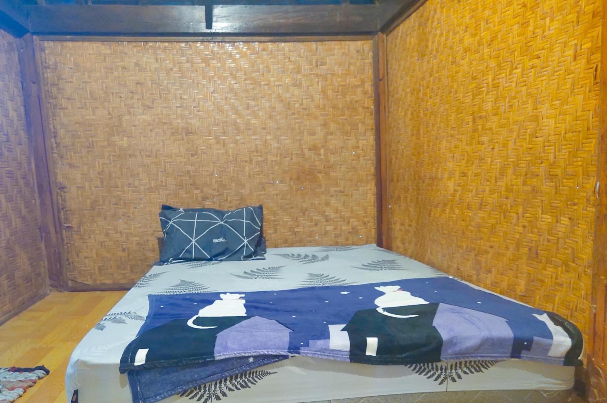 Putri Nyale Bungalow Kuta  Exterior foto